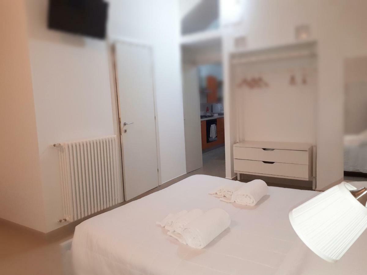 La Rosa Dei Sassi 2 Apartment มาเตรา ภายนอก รูปภาพ